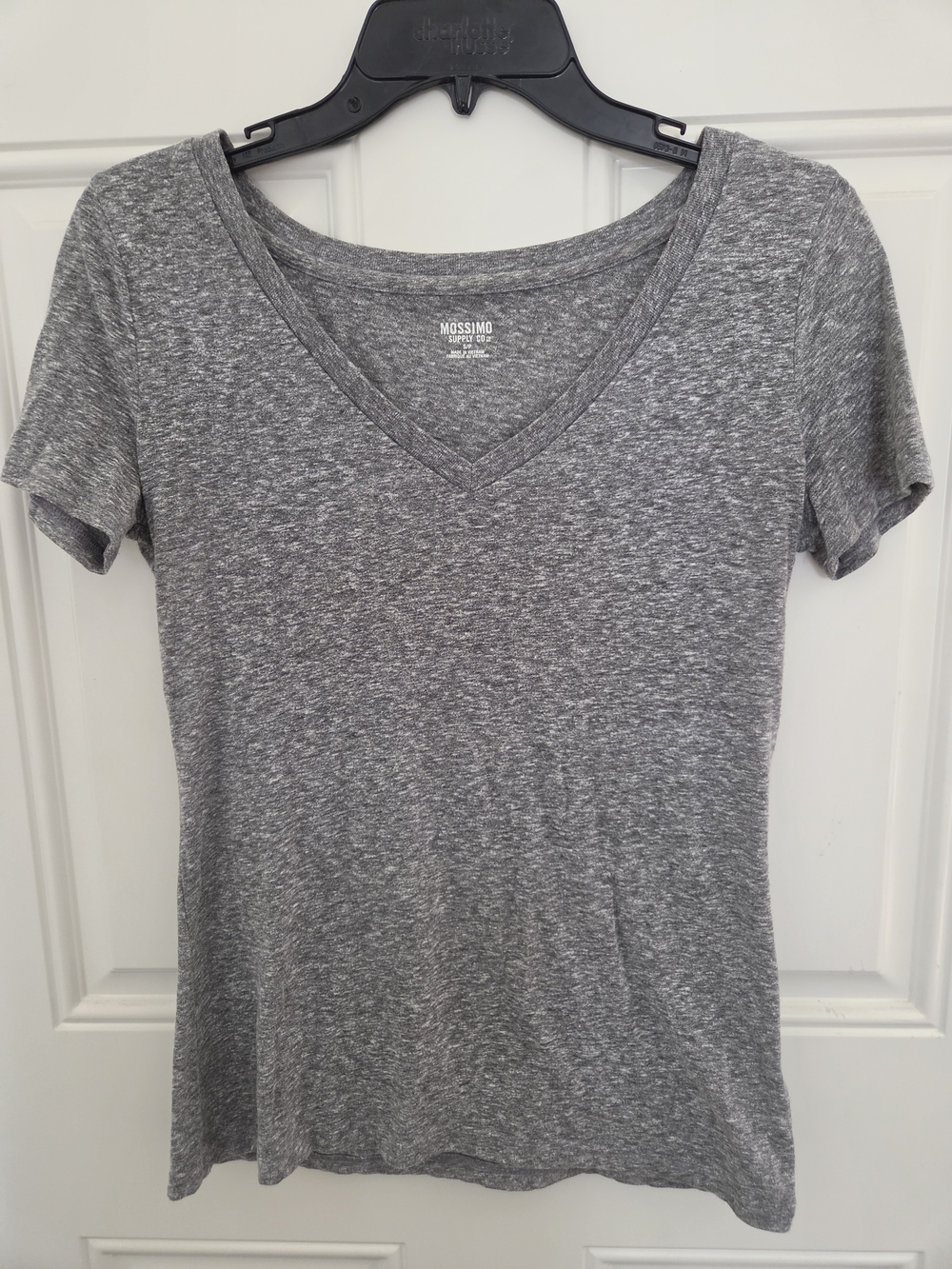 Mossimo Supply Co. Gray Heather V-Neck Short Sleeve Tee